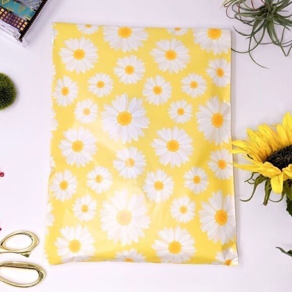20- 10x13 DAISY Floral Design Poly Mailers - Picture 3 of 6